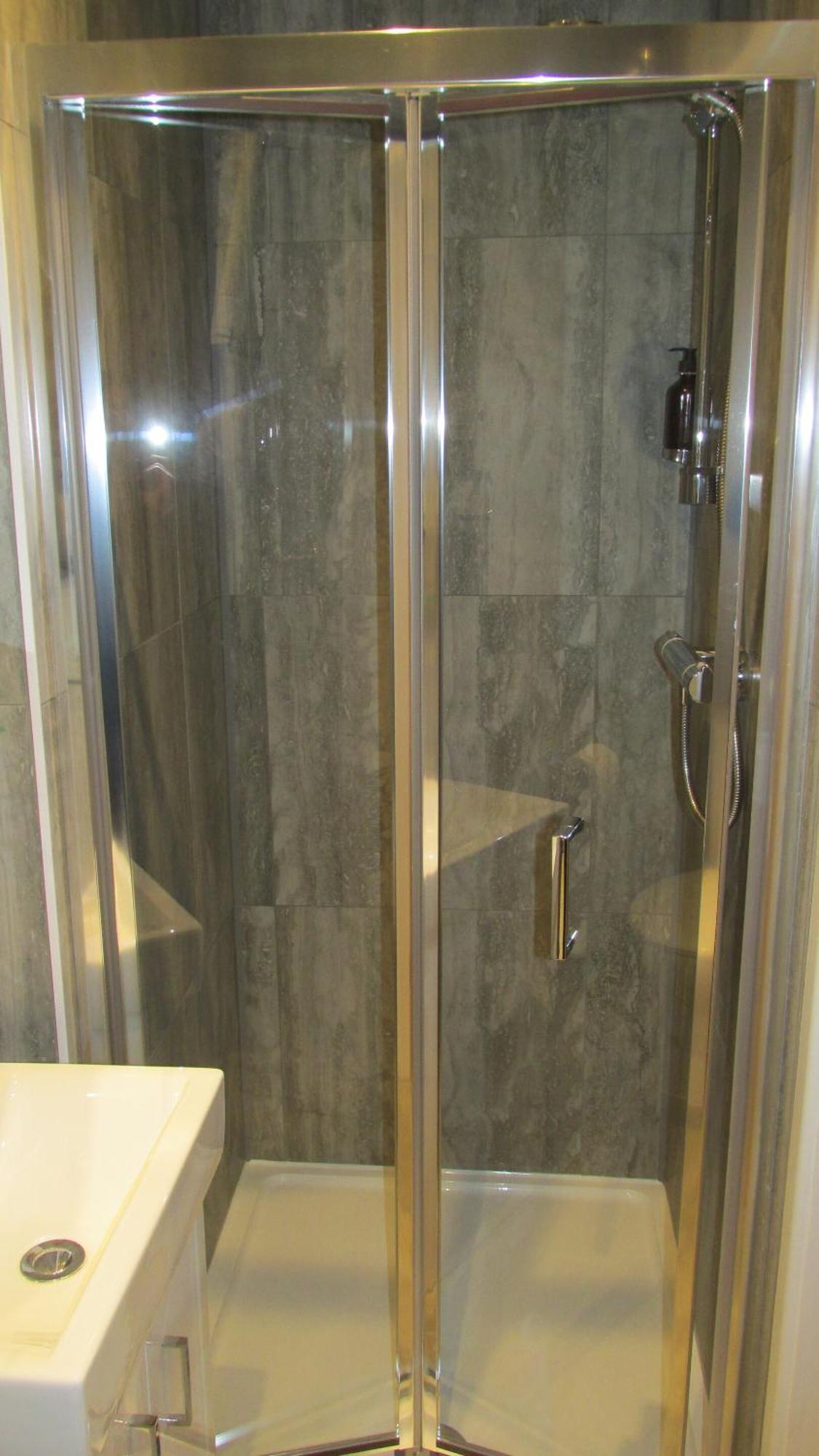 Hotel At The Ritz Complex *